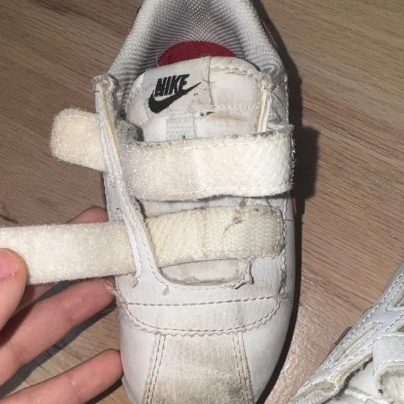 Nike Kids White and Red Velcro Sneakers - Picture 9 of 12